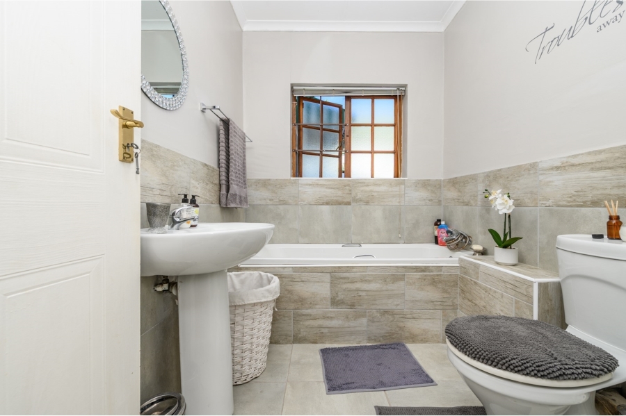 2 Bedroom Property for Sale in Lorraine Eastern Cape